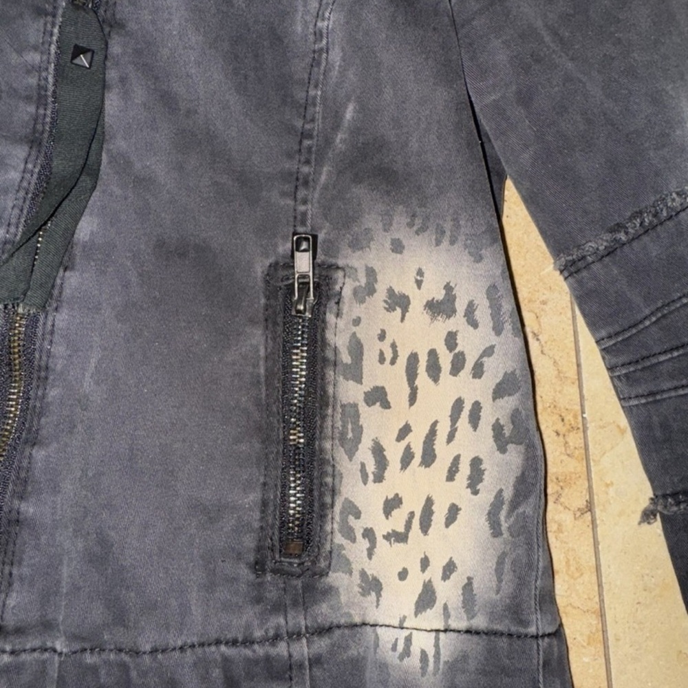 Vintage Lip Service distressed soft denim animal print jacket - Picture 6 of 12